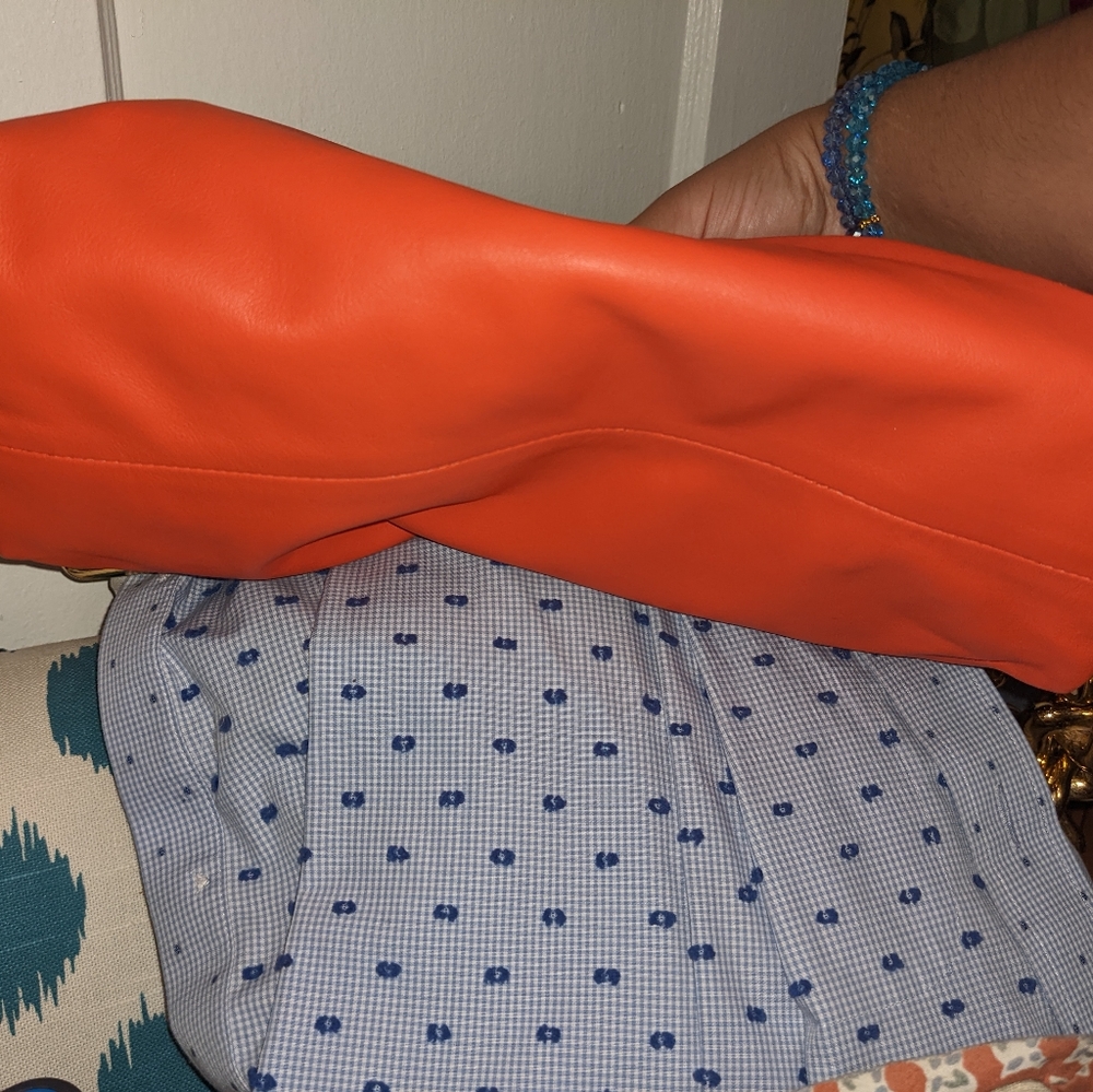 Bottega Veneta orange chain pouch bag - Picture 11 of 14